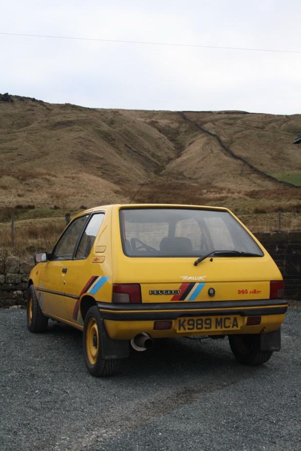 1993 Peugeot 205 Image 1